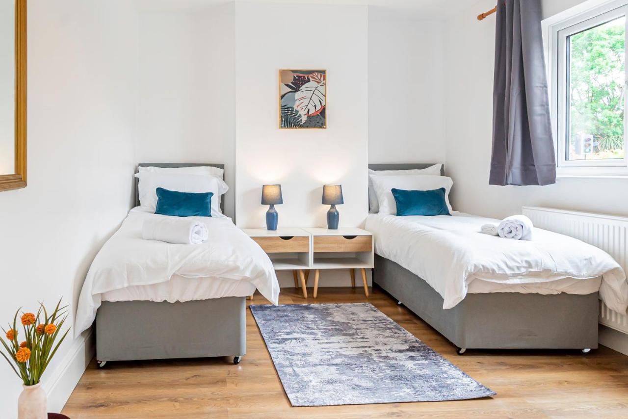 Charming 2-Bedroom Flat With A Garden And Free Parking At Abingdon Oxford Exterior foto